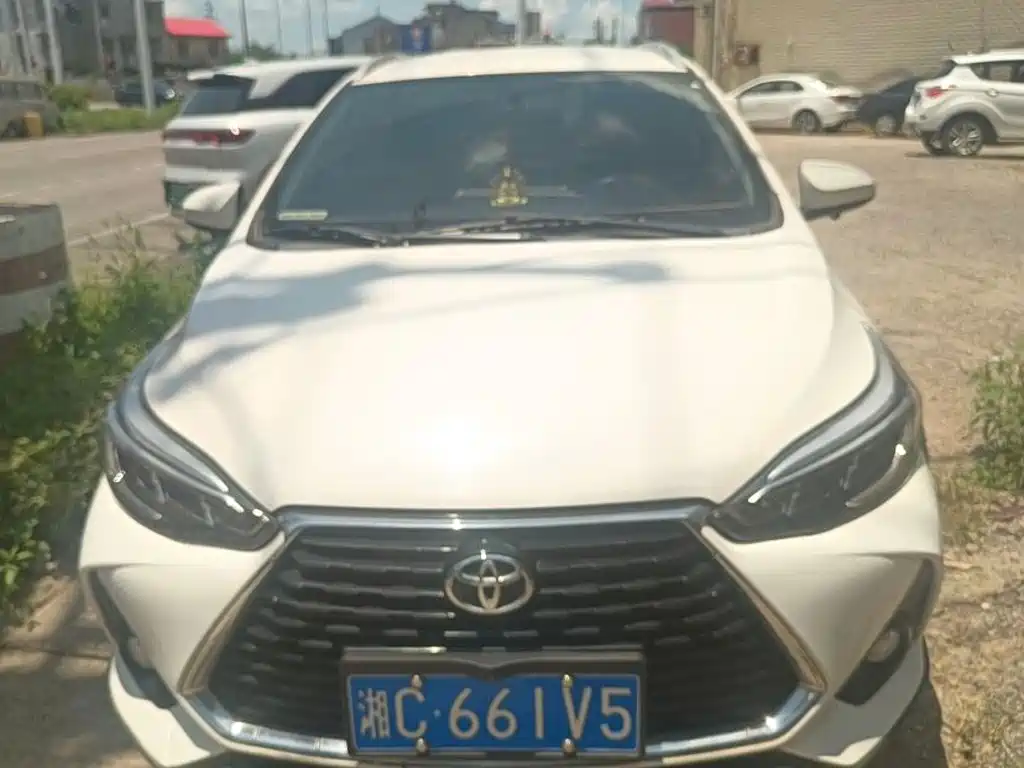 Toyota Yaris L 2022