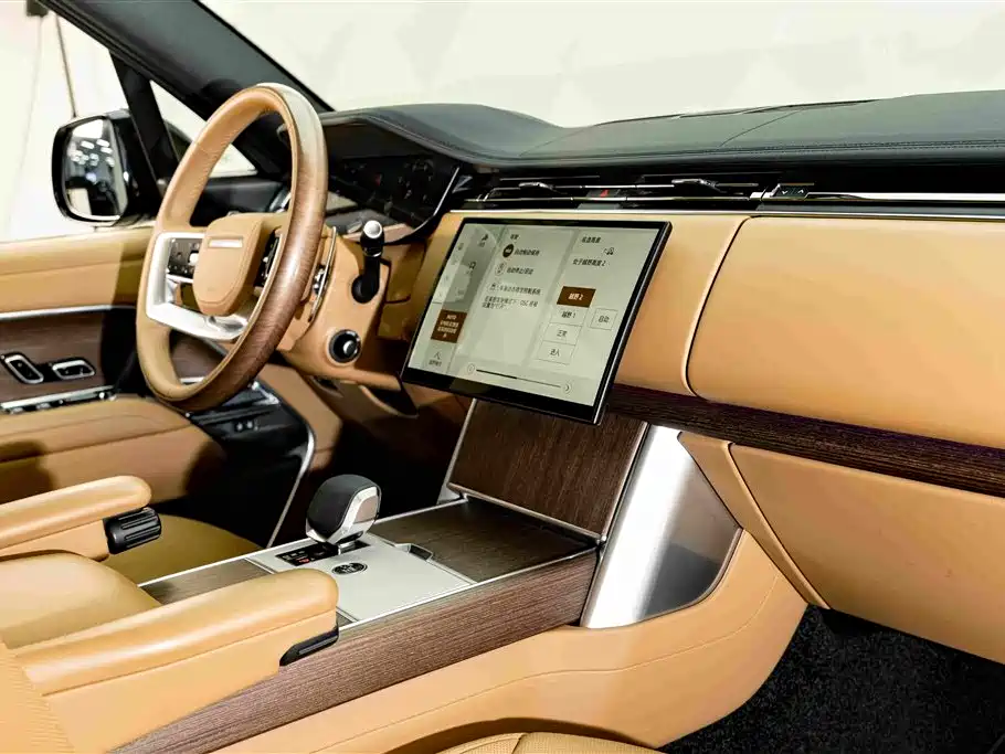 Land Rover Range Rover 2025 — фото 18