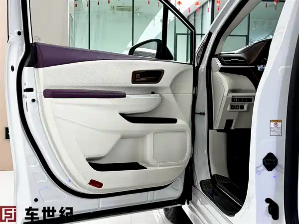 Toyota Sienna 2026