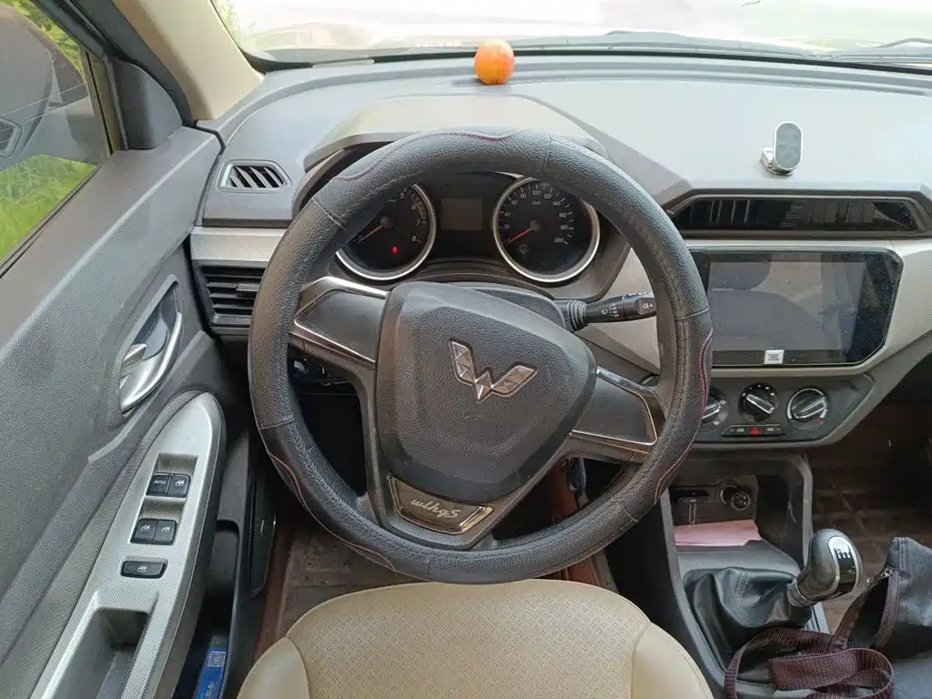 Wuling Hongguang 2019