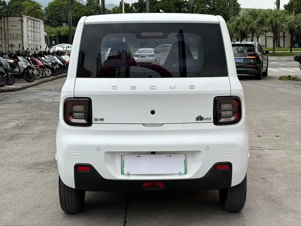 Geely Galaxy Panda 2023 — фото 11
