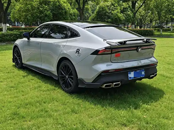 Changan UNI-V 2024