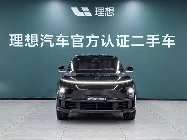 Li Auto L7 2025