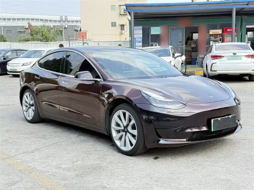 Tesla Model 3 2020 — фото 11