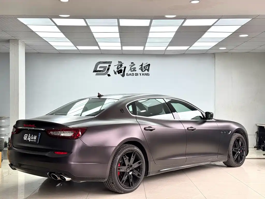 Maserati Quattroporte 2015 — фото 24