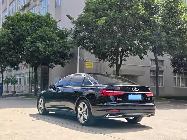 Audi A6L 2023