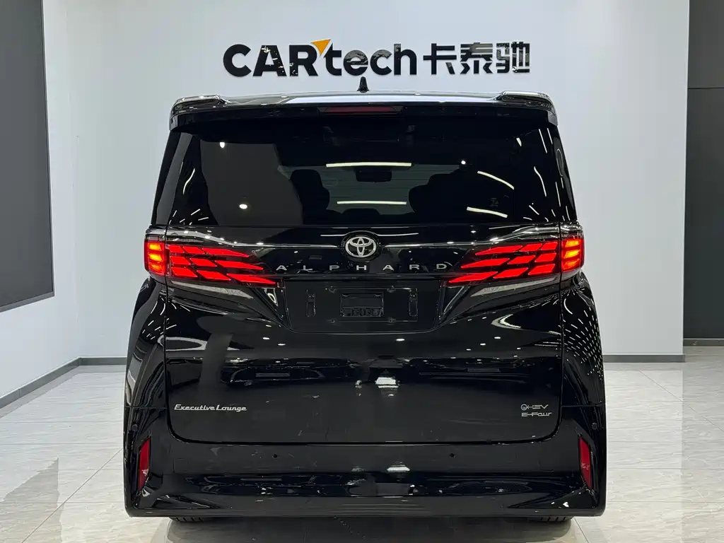 Toyota Alphard 2025 — фото 4