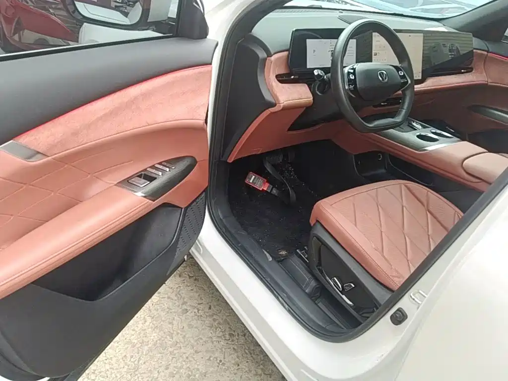 Changan CS75PLUS 2025 — фото 16