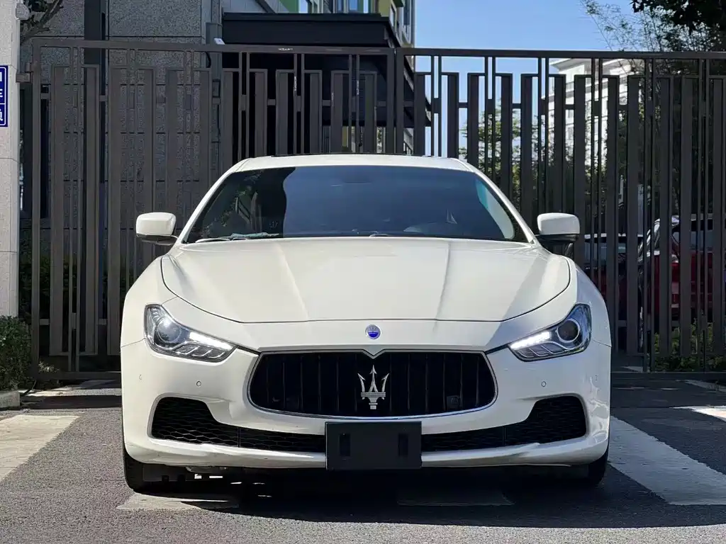 Maserati Ghibli 2016 — фото 1