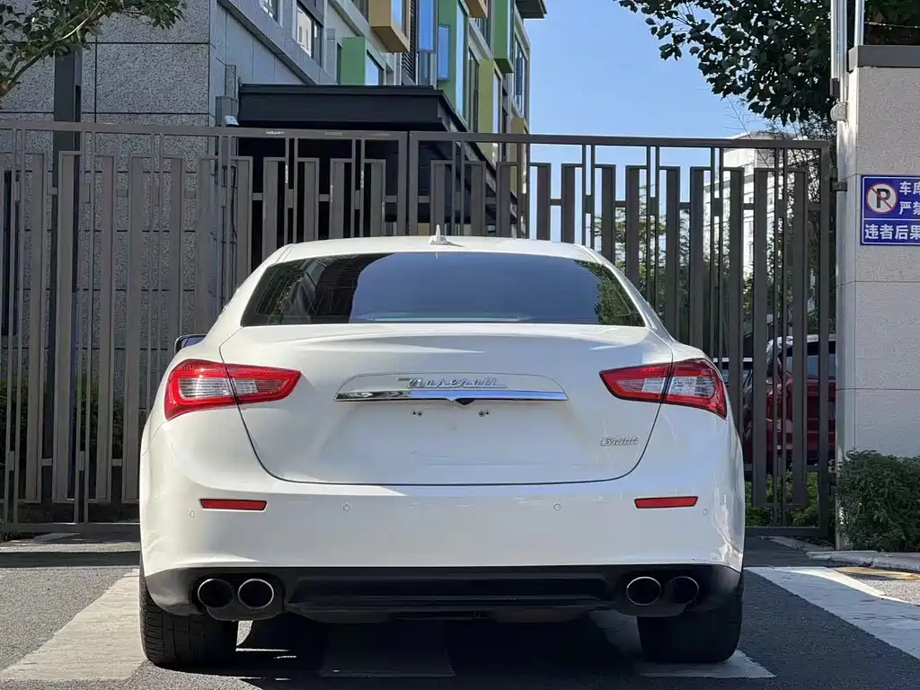 Maserati Ghibli 2016 — фото 8