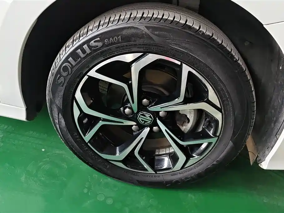MG 5 2022