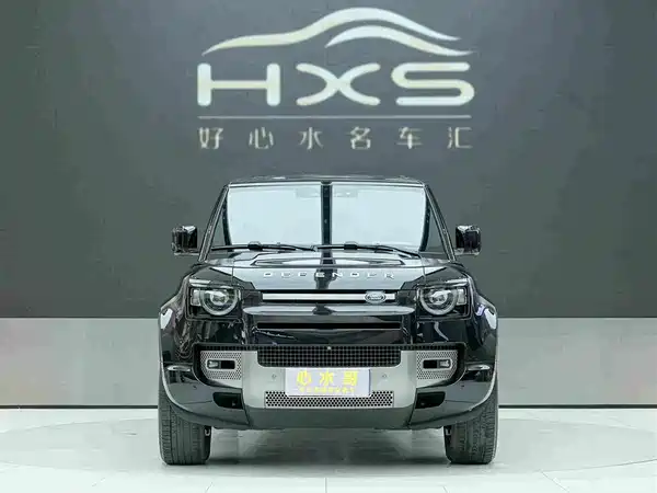 Land Rover Defender 2024
