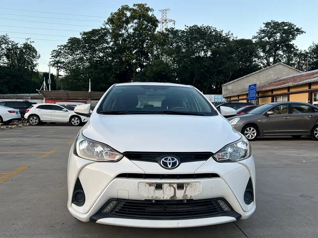 Toyota Yaris L 2017