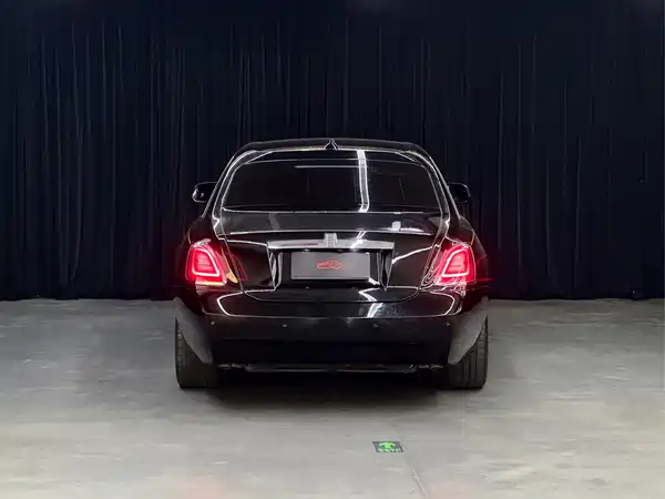 Rolls-Royce Ghost 2022