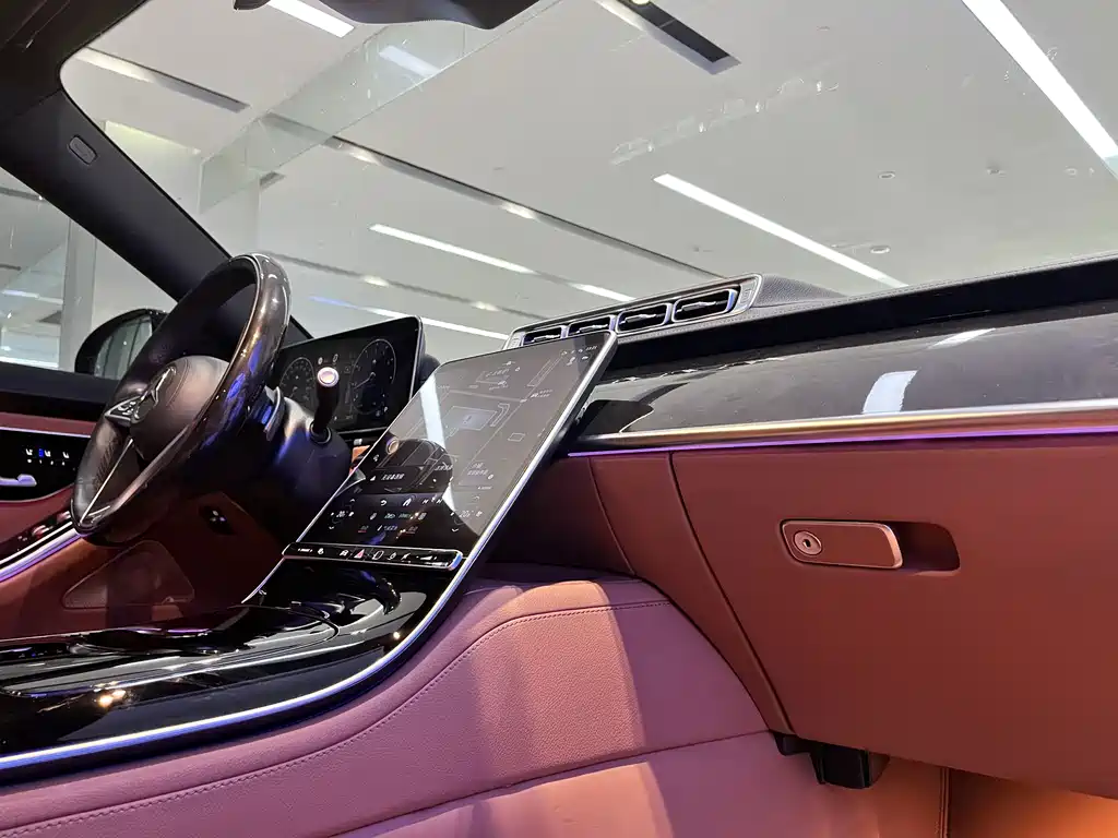 Mercedes-Benz Maybach S-Class 2023 — фото 12
