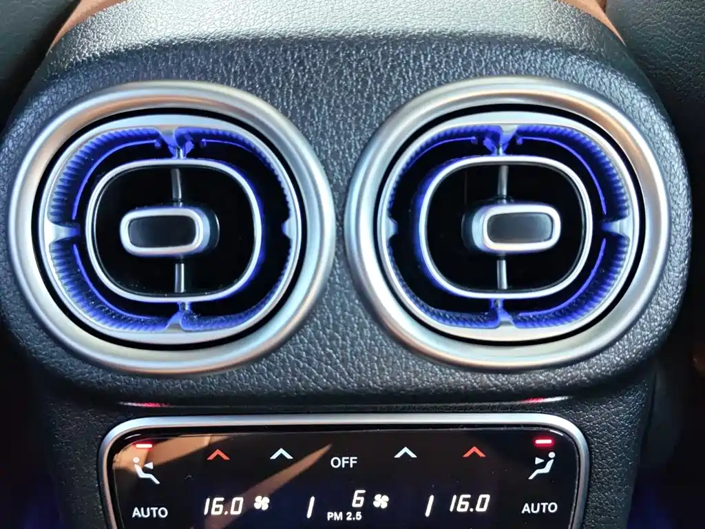 Mercedes-Benz GLC 2025 — фото 25