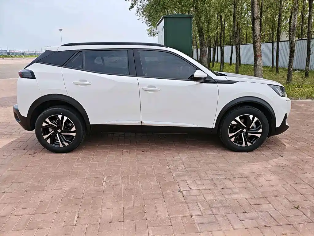 Peugeot 2008 2023