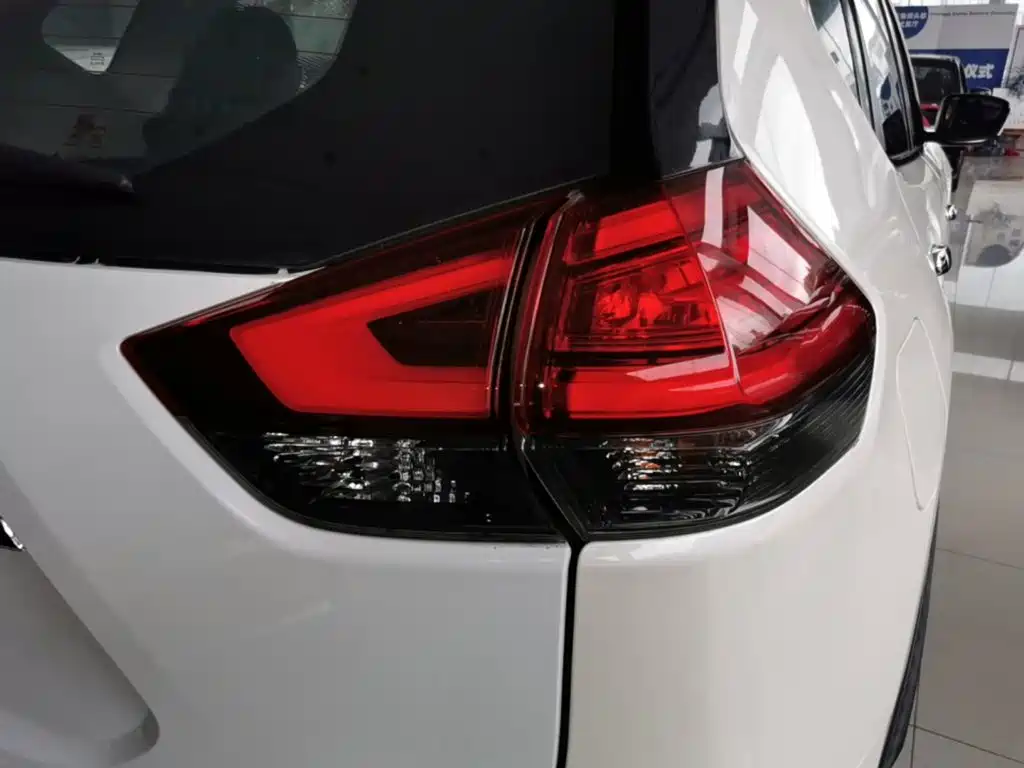 Nissan X-Trail 2020 — фото 8