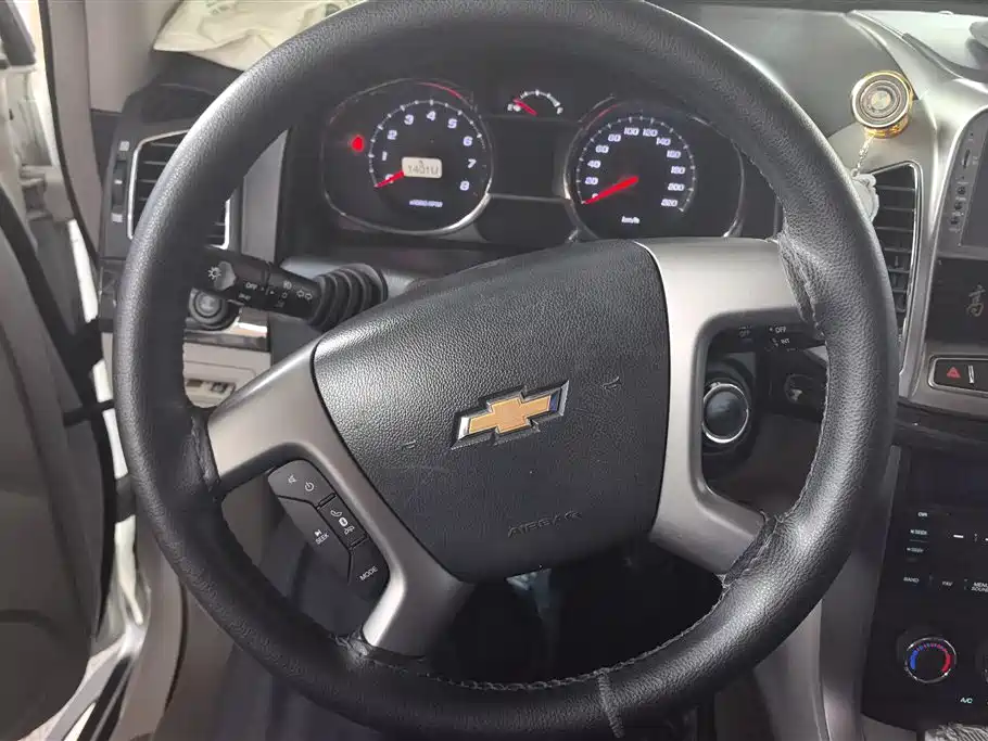 Chevrolet Captiva 2015 — фото 15