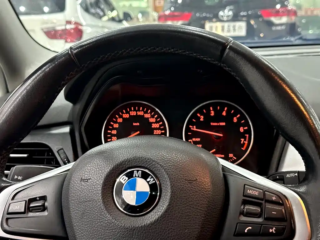 BMW 2 Series Gran Tourer 2015 — фото 17