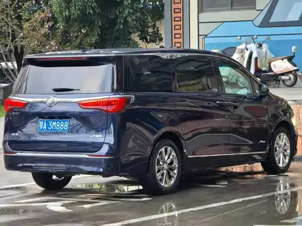 Buick GL8 2020
