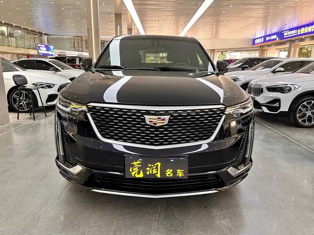 Cadillac XT6 2020 — фото 2