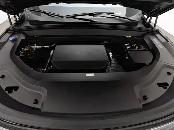 Li Auto L8 2023