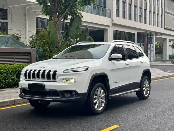 Jeep Cherokee 2015