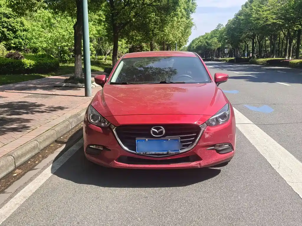 Mazda 3 Axela 2019 — фото 2