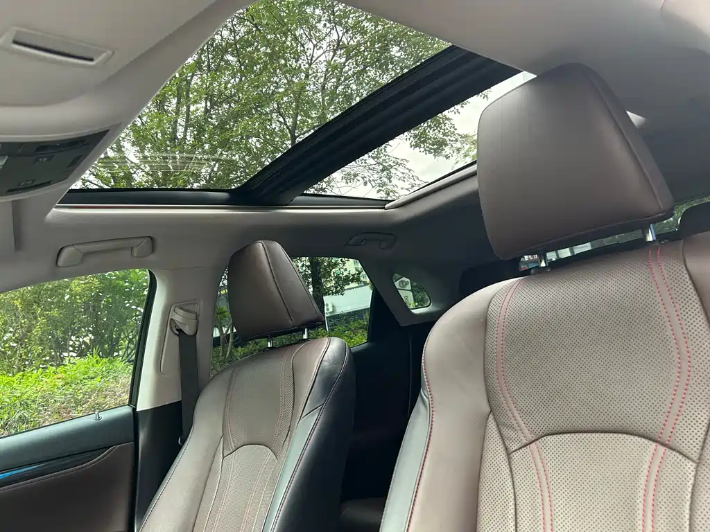 Lexus RX 2018 — фото 15