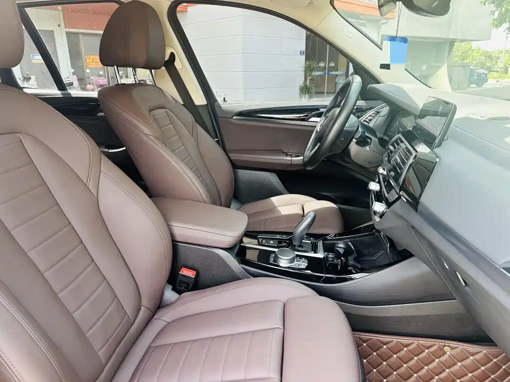 BMW X3 2021