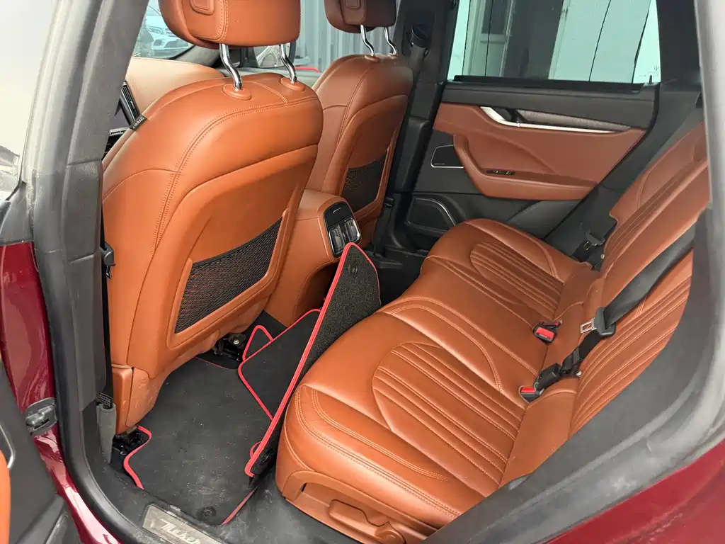 Maserati Levante 2016