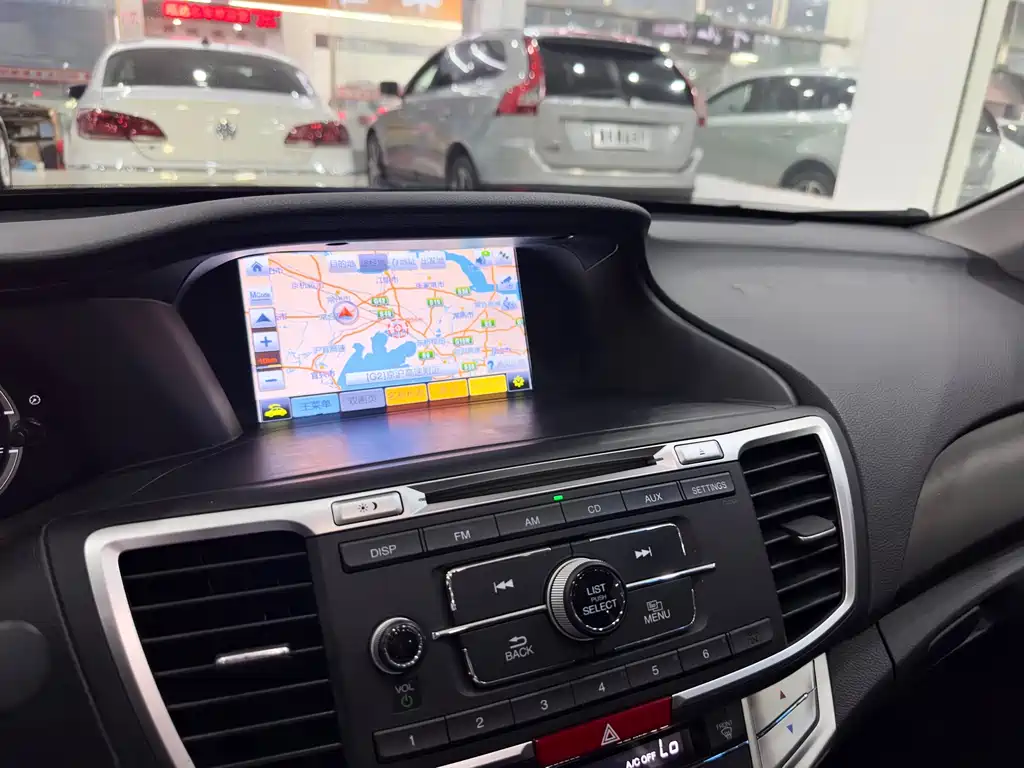 Honda Accord 2014 — фото 16