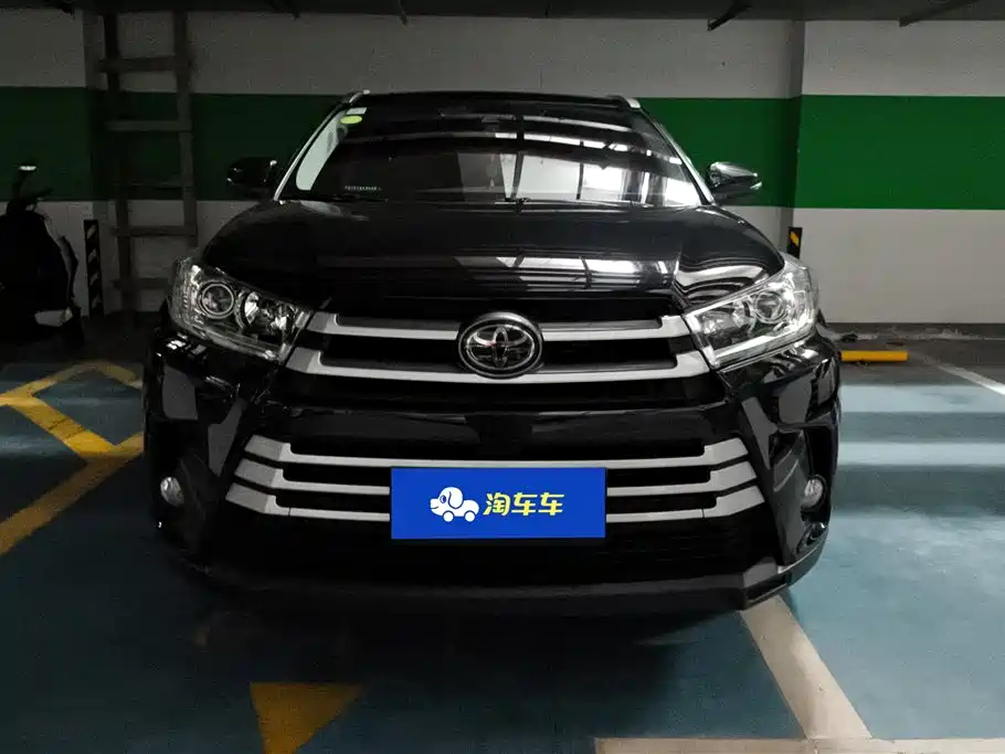 Toyota Highlander 2021