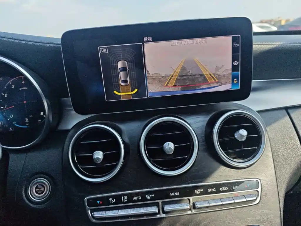 Mercedes-Benz C-Class 2019 — фото 10
