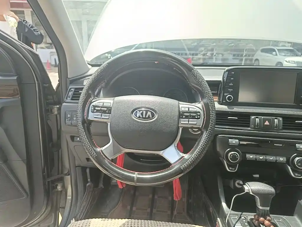Kia KX7 2017 — фото 7