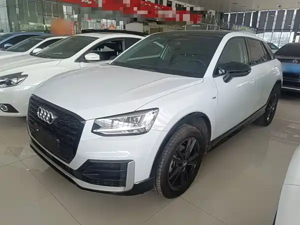 Audi Q2L 2018