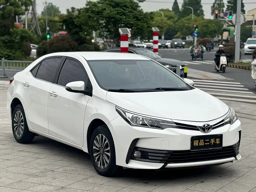 Toyota Corolla 2019 — фото 4