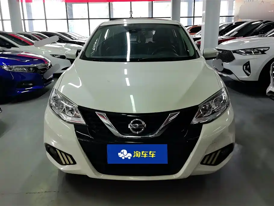 Nissan Tiida 2018 — фото 2