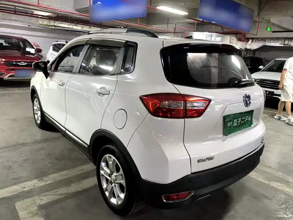 Changan CS15 2017