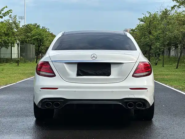 Mercedes-Benz E-Class 2019