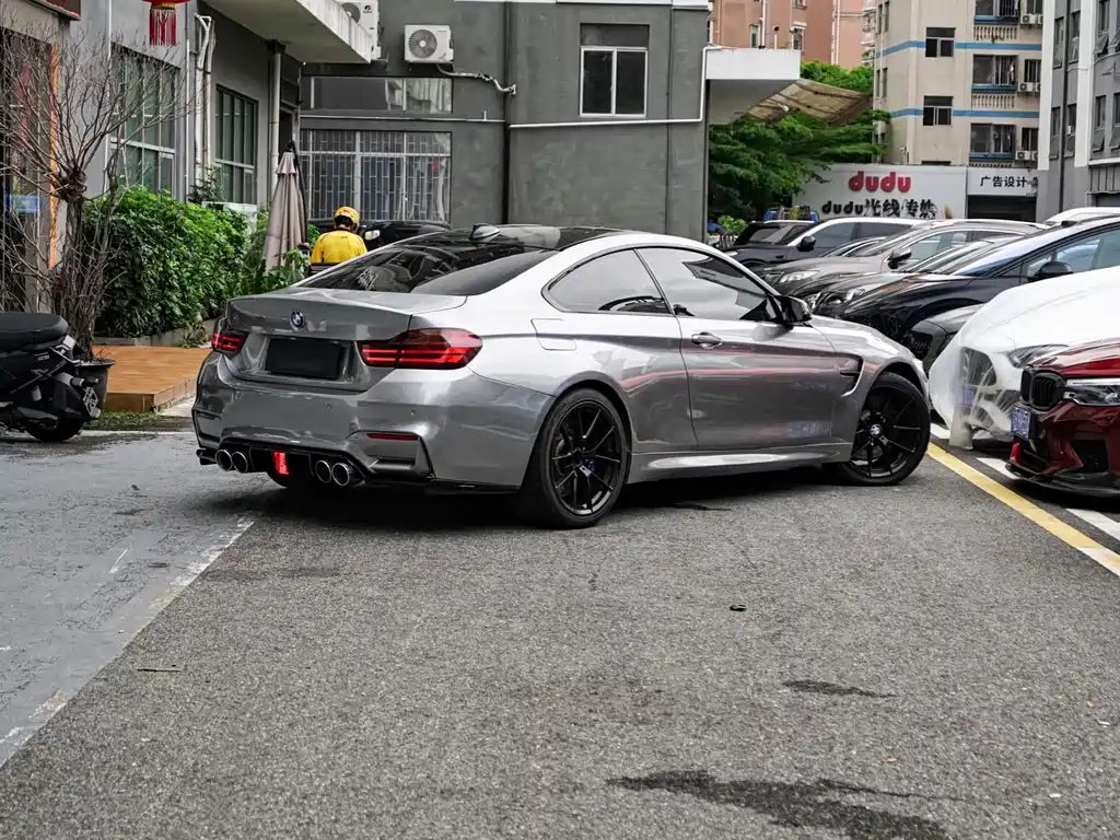BMW M4 2014 — фото 10