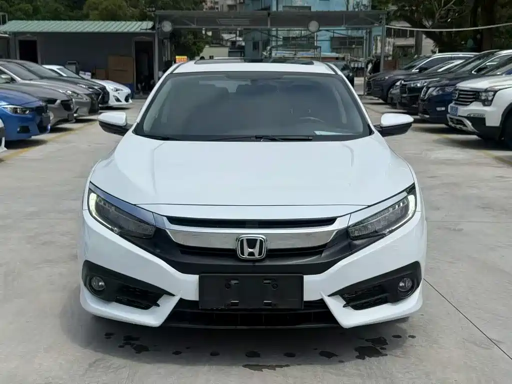 Honda Civic 2018 — фото 2