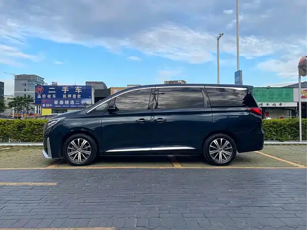 GAC Trumpchi M8 2019