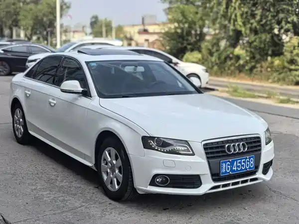 Audi A4L 2011