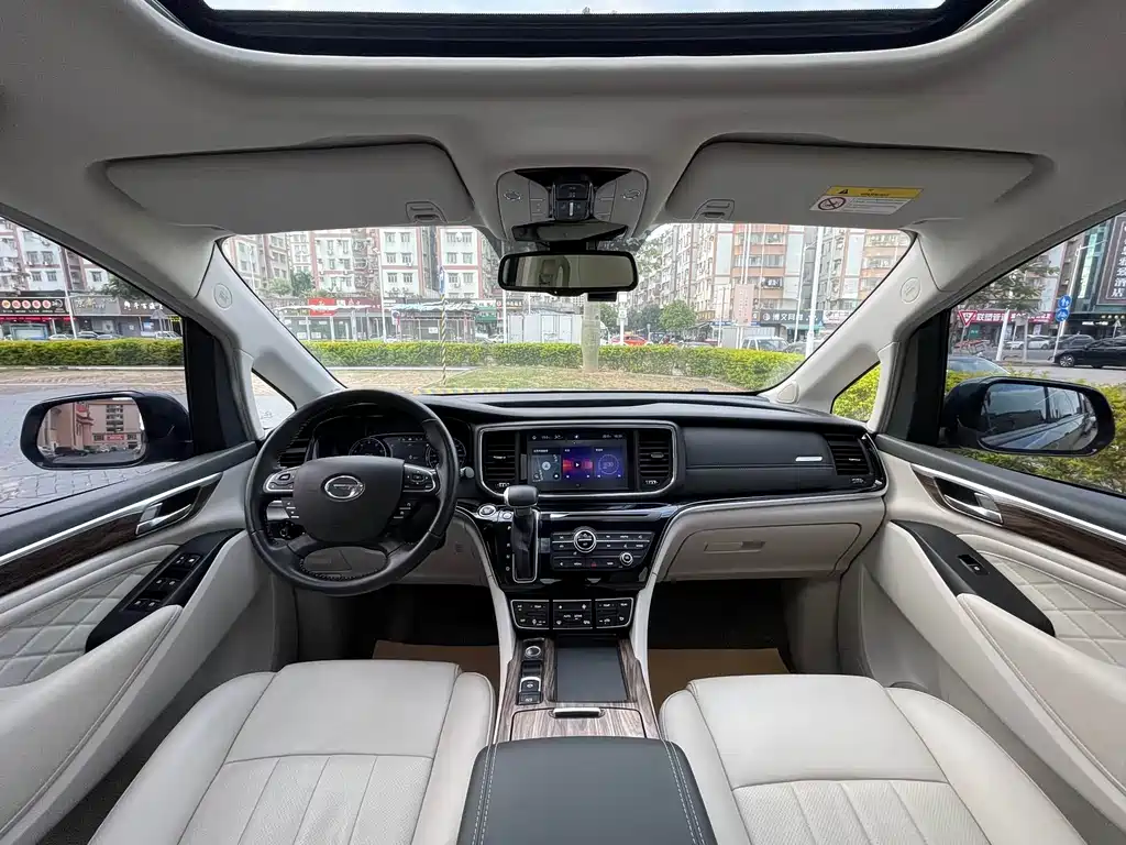 GAC Motor Trumpchi M8 2019 — фото 13