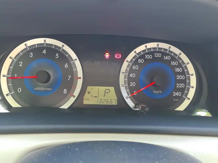 Toyota Corolla 2015 — фото 14