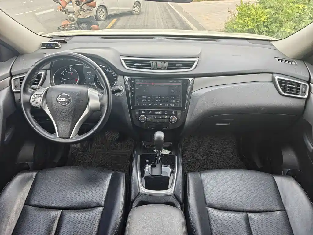 Nissan X-Trail 2015 — фото 13