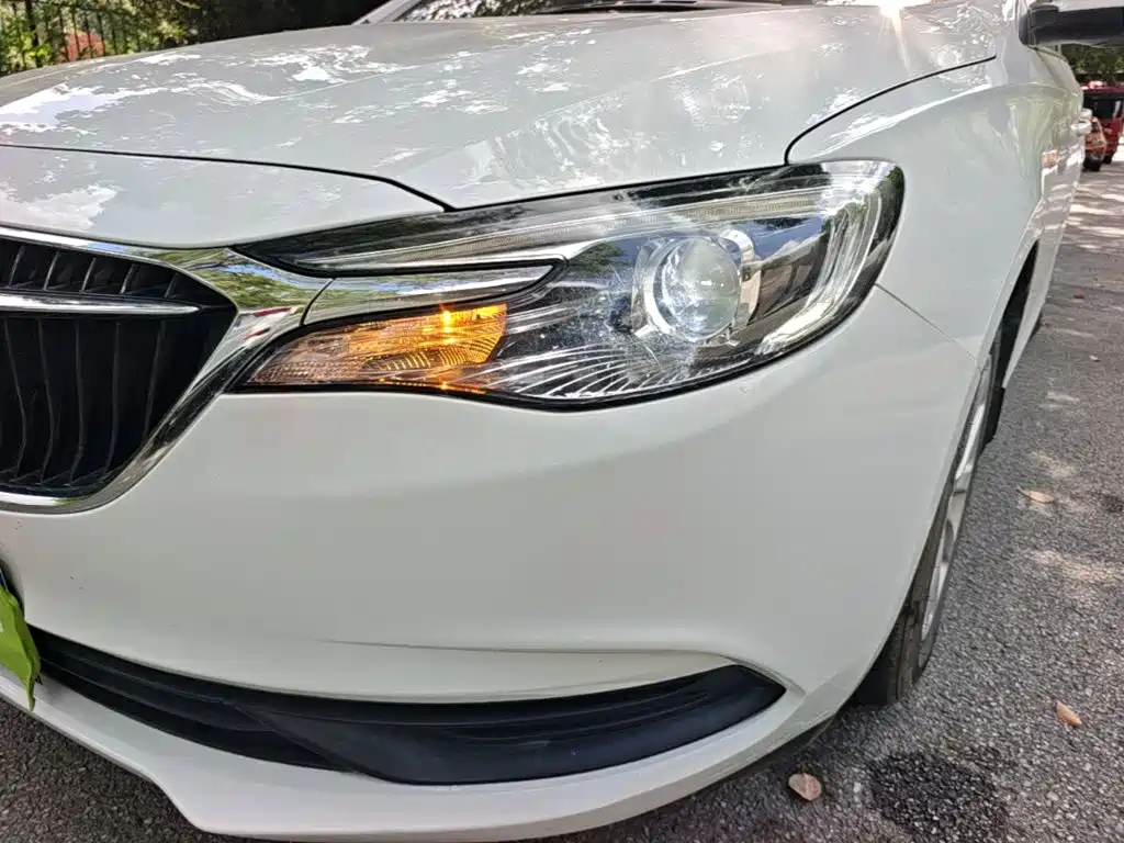 Buick Excelle 2018 — фото 24