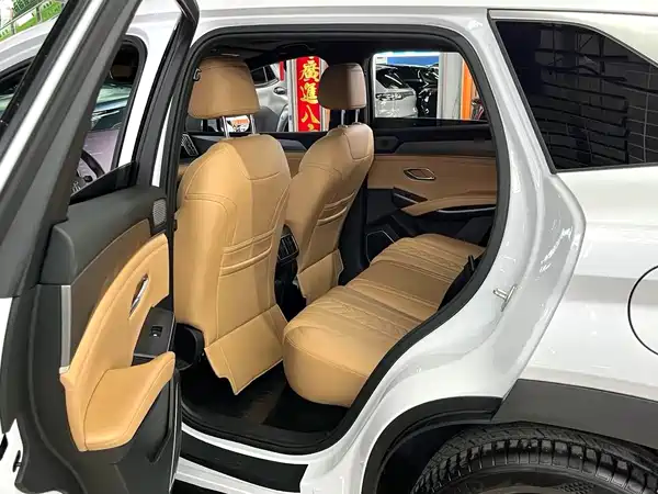 BYD Song L DM-i 2024